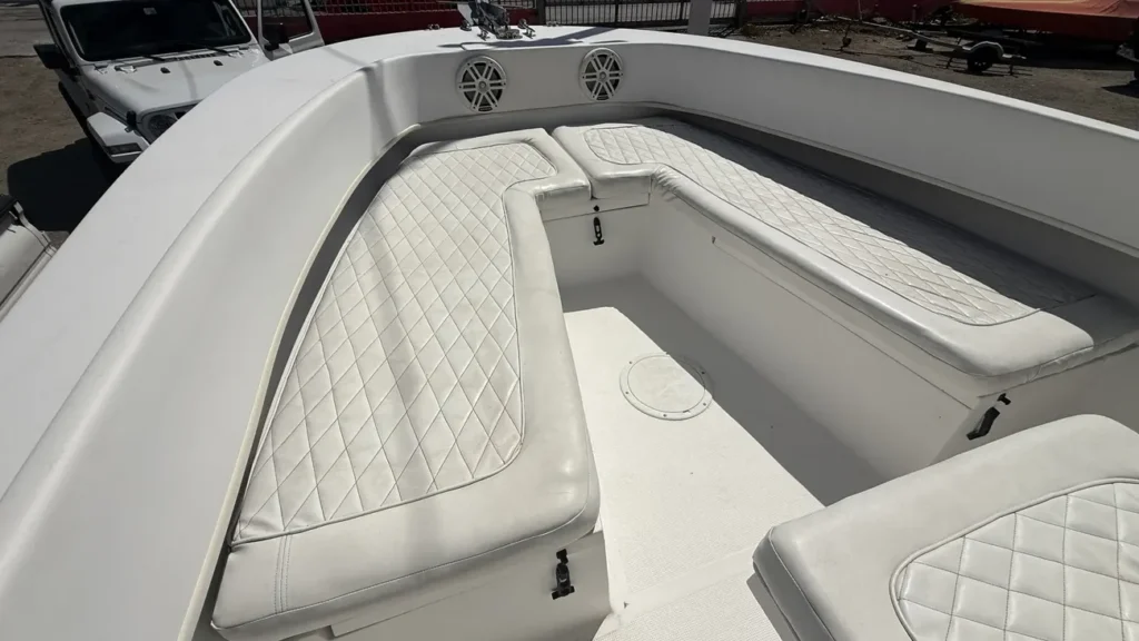 Dusky 252 Center Console for sale — Yacht Broker Caribbean